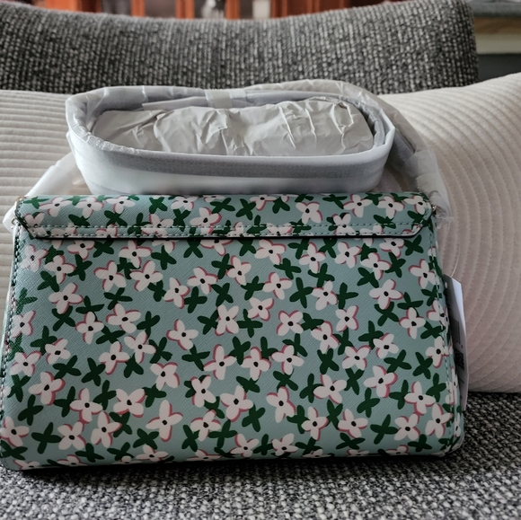 New Laurel way Greer Crossbody - Picture 3 of 8